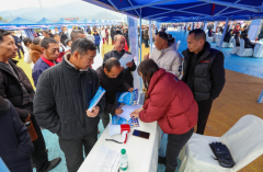 广安先锋区“轻纺巧匠”织出就业金手刺